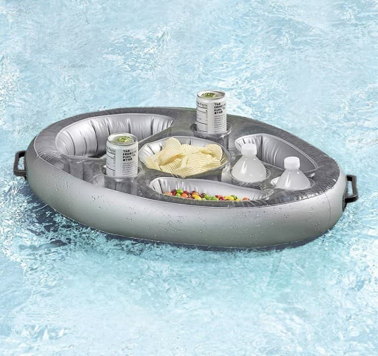 Flotbakki með hólfum.